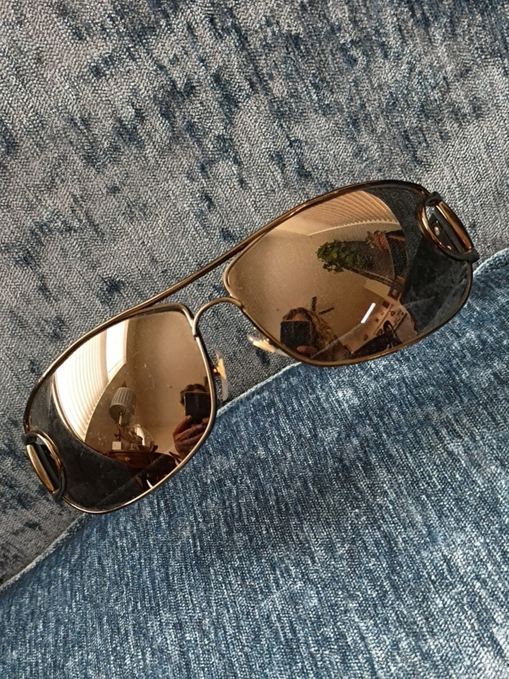 Gucci Y2K Black Aviator Sunglasses